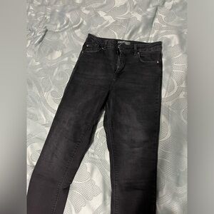 Skinny gray pant